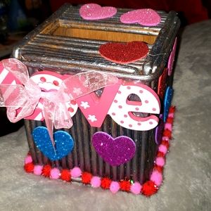 Beautiful tissue box holder